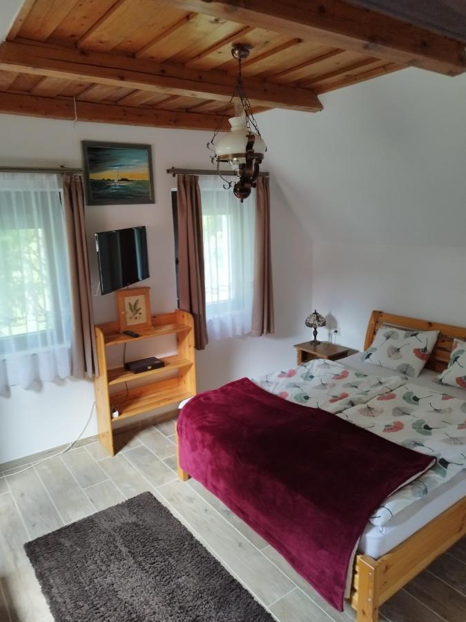 Klara Vendeghaz Villa Badacsonyörs Buitenkant foto